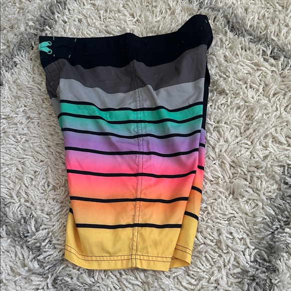 Swim Trunks Striped - Picture 3 of 7